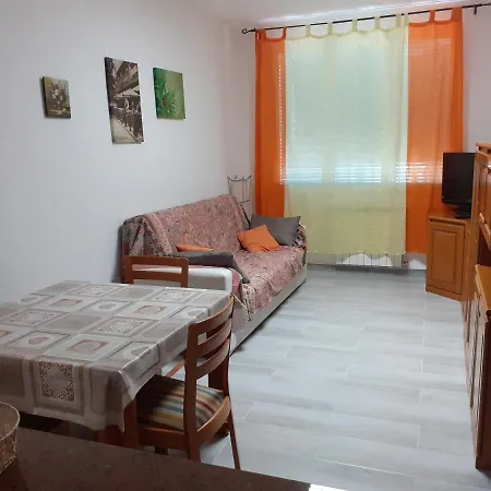 Trilocale Piano Terra Apartment *